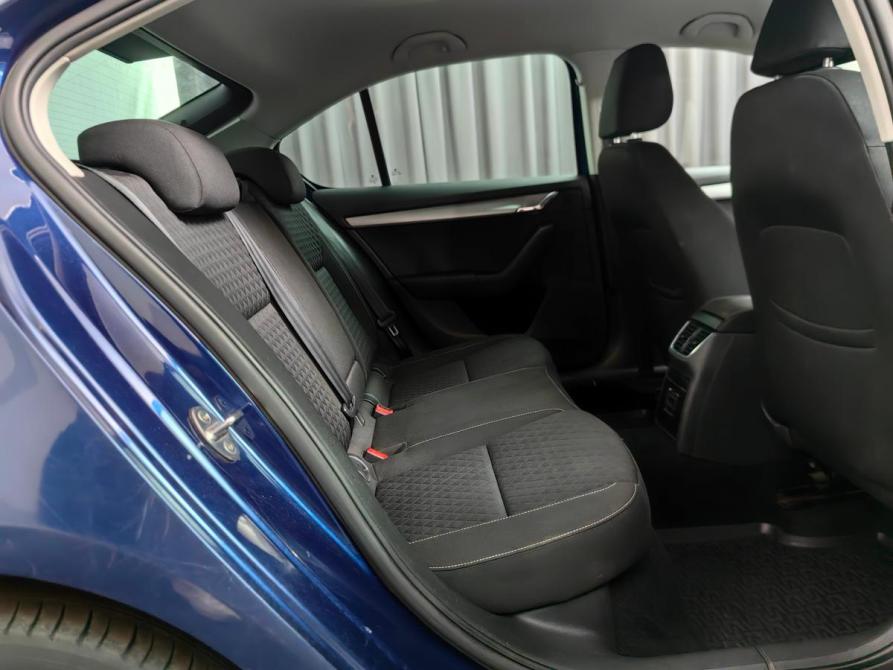Skoda Octavia III (A7) Москва  - изображение 10
