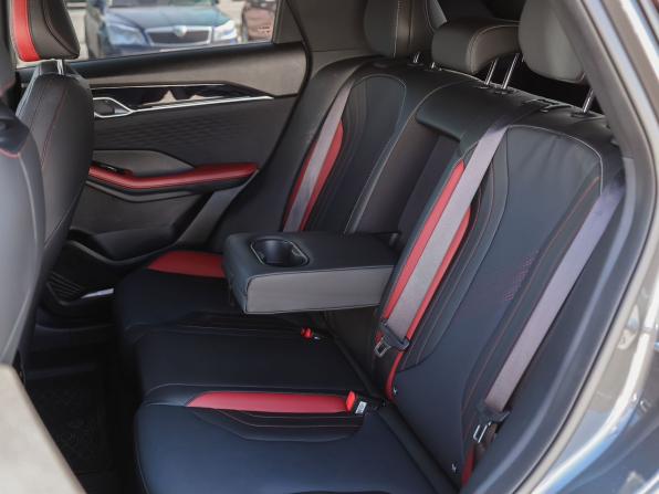 Geely Coolray I Рестайлинг с пробегом 2023 года, цена 2 049 000 рублей, 37746 км, внедорожник, Автокод Объявления