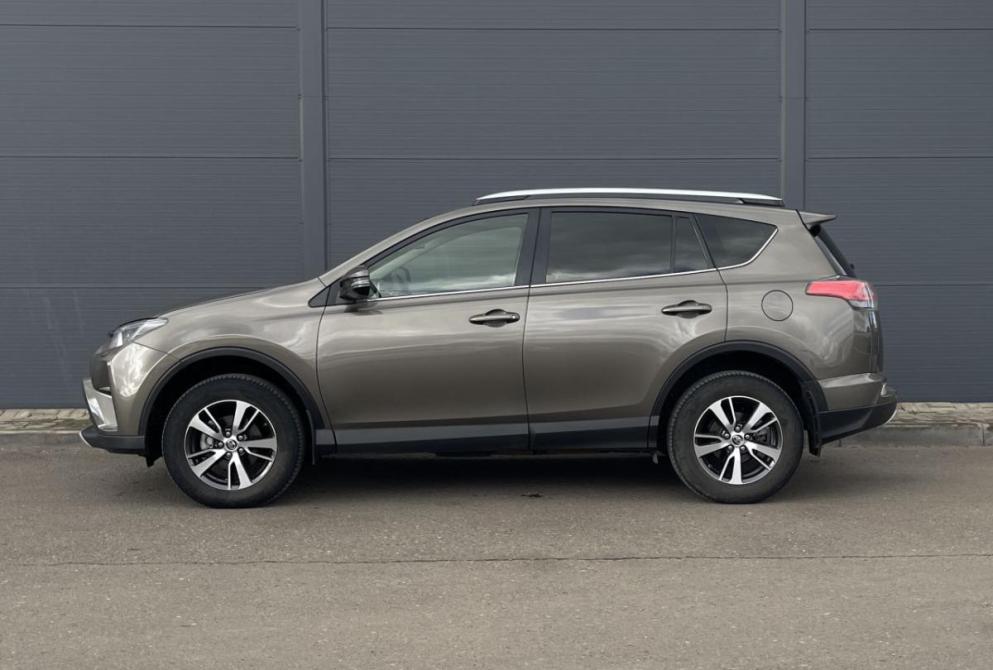 Toyota RAV4 IV (XA40) Рестайлинг Красноярск  - изображение 8