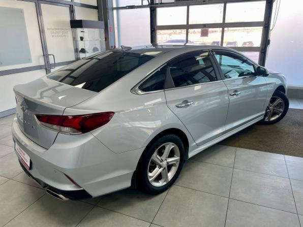 Hyundai Sonata VII (LF) Рестайлинг с пробегом 2019 года, цена 1 854 000 рублей, 185085 км, седан, Автокод Объявления