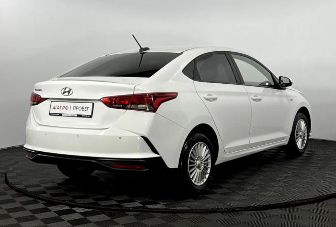 Hyundai Solaris II Рестайлинг с пробегом 2021 года, цена 1 550 000 рублей, 114665 км, седан, Автокод Объявления