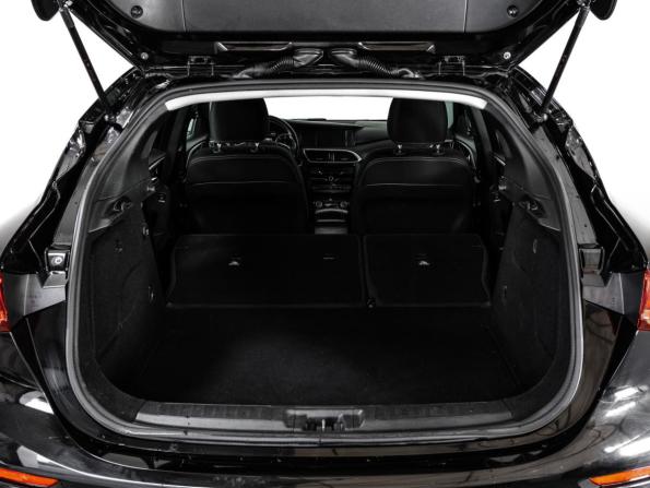 Infiniti Q30 с пробегом 2017 года, цена 1 649 509 рублей, 163395 км, хэтчбек, Автокод Объявления