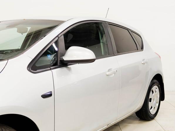 Opel Astra J с пробегом 2011 года, цена 702 500 рублей, 175549 км, хэтчбек, Автокод Объявления