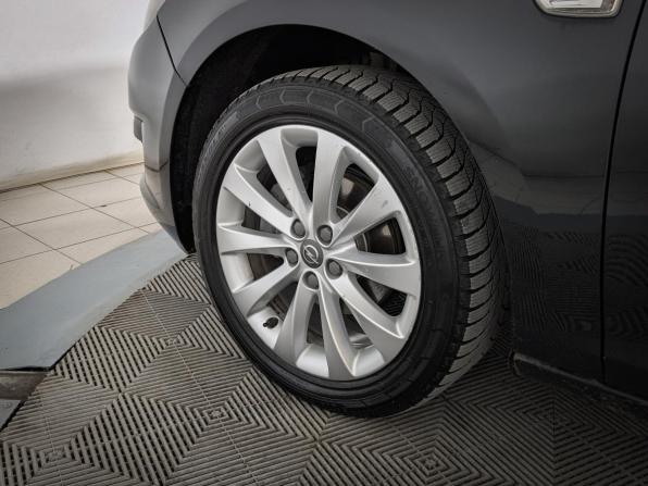 Opel Astra J Рестайлинг с пробегом 2013 года, цена 799 900 рублей, 230000 км, седан, Автокод Объявления