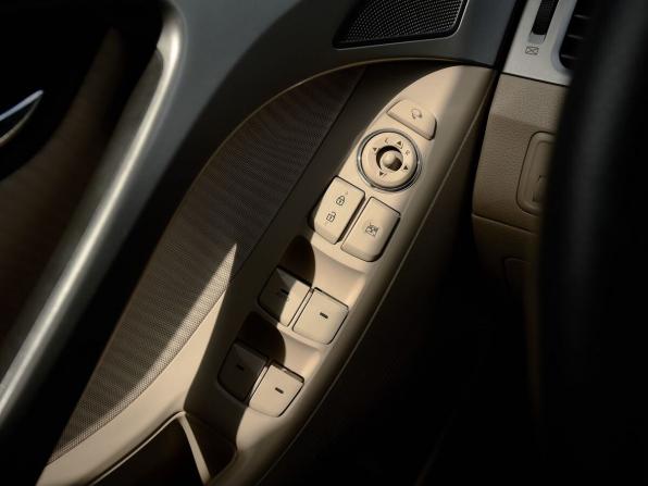 Hyundai Elantra V (MD) с пробегом 2013 года, цена 913 500 рублей, 180783 км, седан, Автокод Объявления