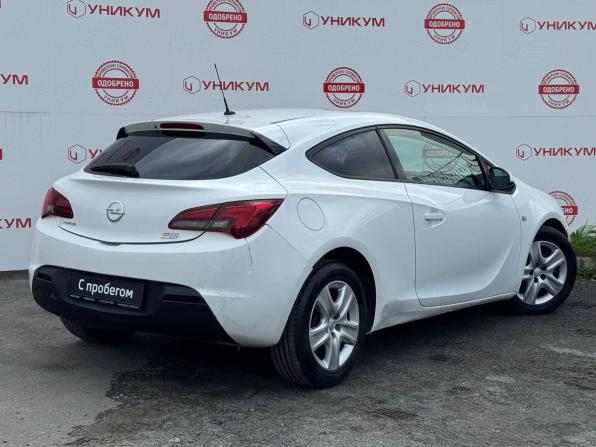 Opel Astra J Рестайлинг с пробегом 2013 года, цена 549 000 рублей, 306999 км, хэтчбек, Автокод Объявления