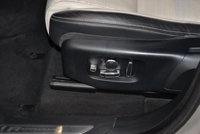 Land Rover Range Rover Velar I с пробегом 2018 года, цена 4 990 000 рублей, 124010 км, внедорожник, Автокод Объявления