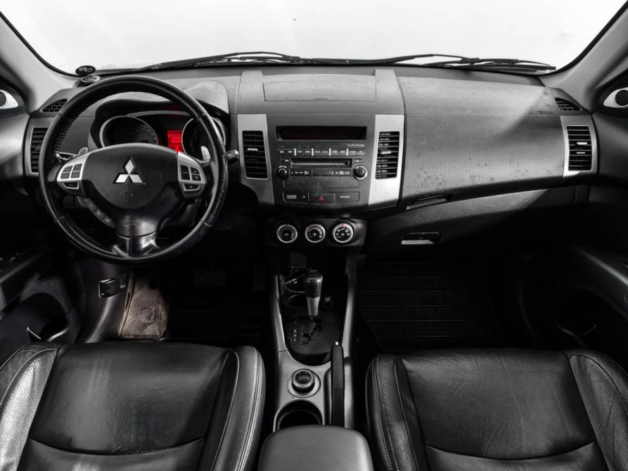 Mitsubishi Outlander II Санкт-Петербург  - изображение 17