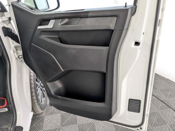 Volkswagen Caravelle T6 с пробегом 2019 года, цена 3 500 000 рублей, 96381 км, минивэн, Автокод Объявления