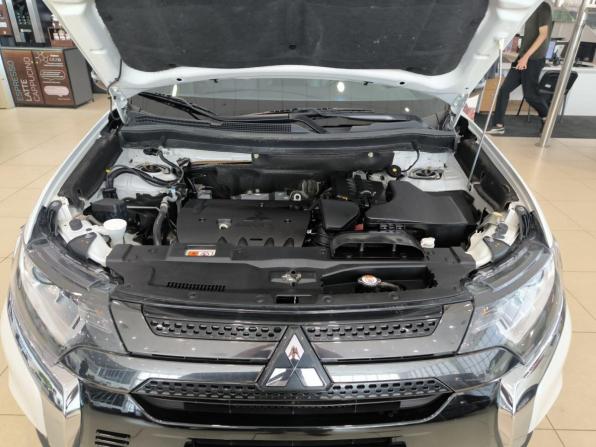 Mitsubishi Outlander III Рестайлинг 3 с пробегом 2021 года, цена 2 700 000 рублей, 72822 км, внедорожник, Автокод Объявления