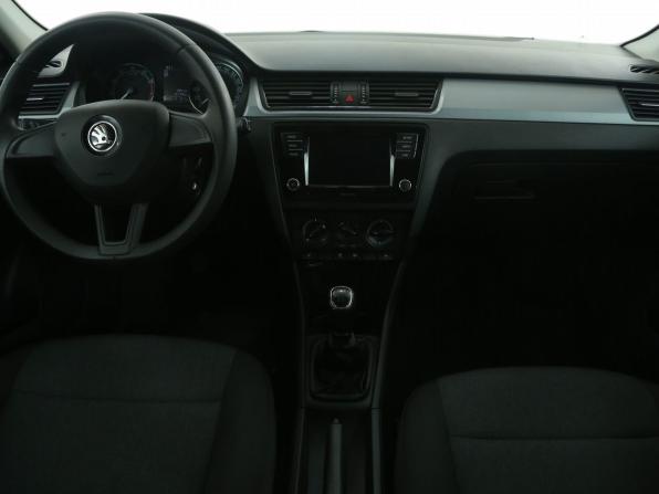 Skoda Rapid I Рестайлинг с пробегом 2019 года, цена 1 085 000 рублей, 137000 км, лифтбек, Автокод Объявления