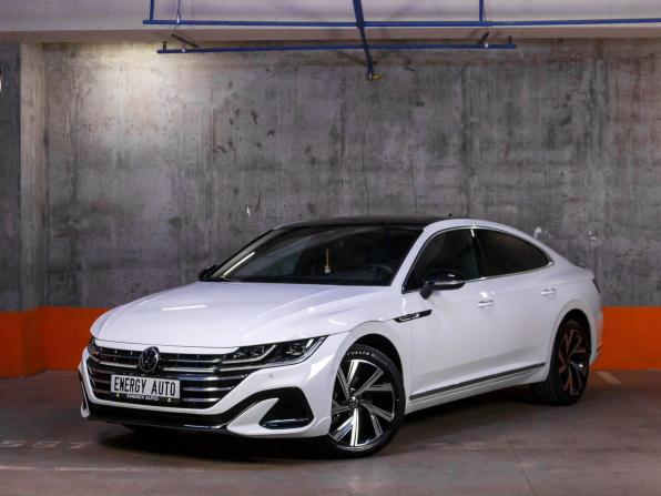 Volkswagen Passat CC II Рестайлинг с пробегом 2020 года, цена 3 790 000 рублей, 31778 км, лифтбек, Автокод Объявления