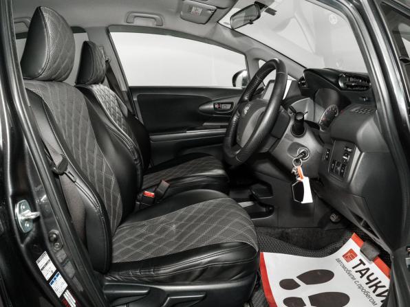 Toyota Wish II Рестайлинг с пробегом 2017 года, цена 1 499 000 рублей, 123565 км, минивэн, Автокод Объявления