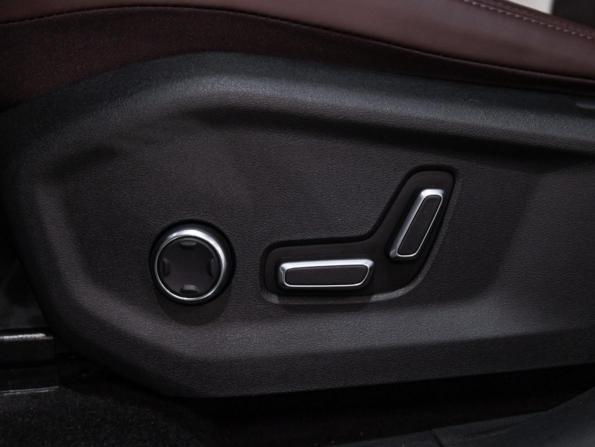 Geely Monjaro I с пробегом 2023 года, цена 3 579 700 рублей, 26650 км, внедорожник, Автокод Объявления
