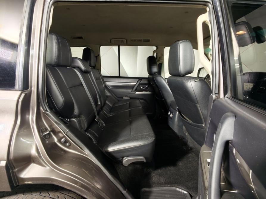 Mitsubishi Pajero IV Рестайлинг 1 Москва  - изображение 16