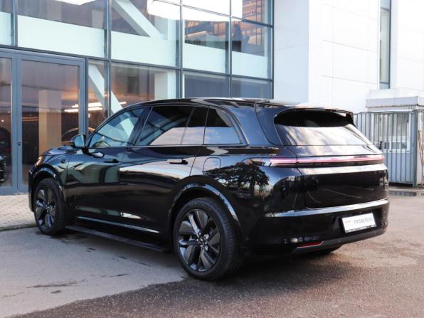 Li Auto (Lixiang) L7 I с пробегом 2023 года, цена 6 099 000 рублей, 52000 км, внедорожник, Автокод Объявления