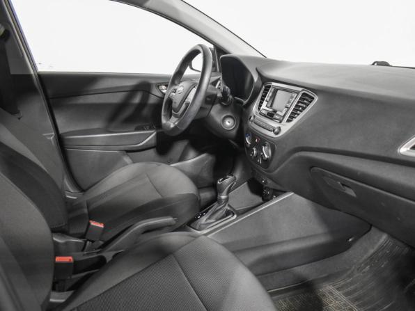 Hyundai Solaris II Рестайлинг с пробегом 2021 года, цена 1 775 000 рублей, 39999 км, седан, Автокод Объявления