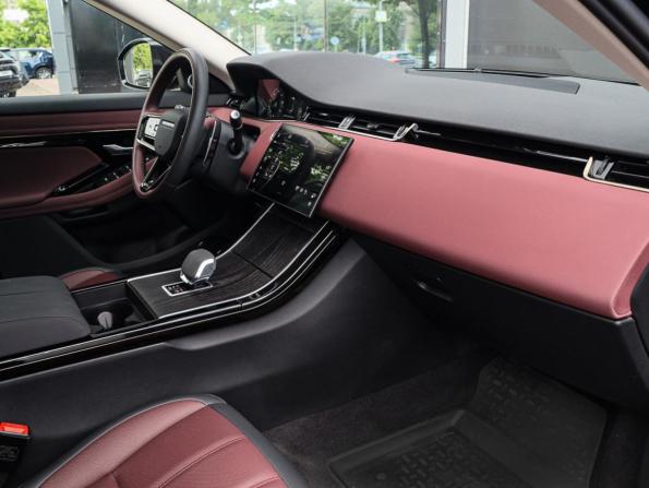 Land Rover Range Rover Evoque II Рестайлинг с пробегом 2024 года, цена 5 250 000 рублей, 17261 км, внедорожник, Автокод Объявления