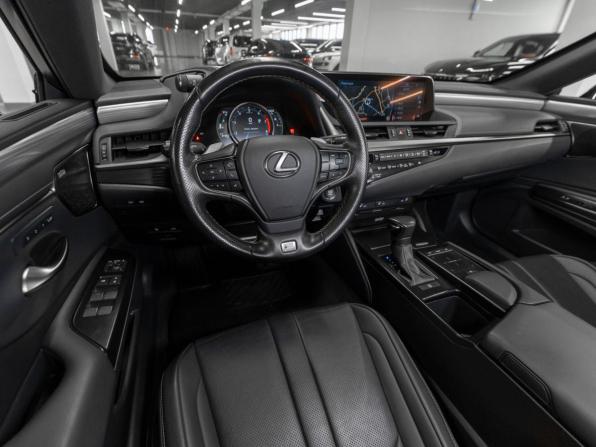 Lexus ES VII с пробегом 2020 года, цена 4 700 000 рублей, 91930 км, седан, Автокод Объявления