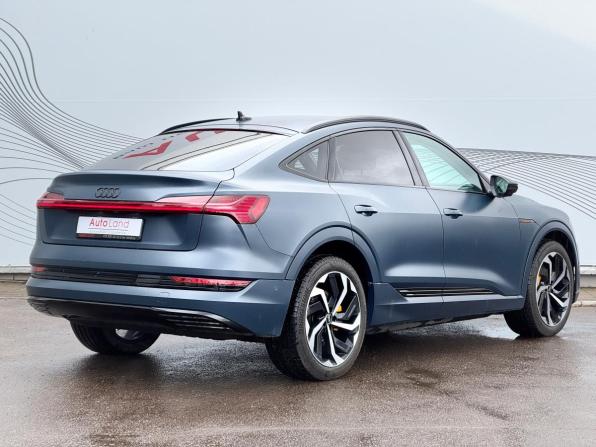 Audi e-tron Sportback I с пробегом 2022 года, цена 4 890 000 рублей, 15927 км, внедорожник, Автокод Объявления