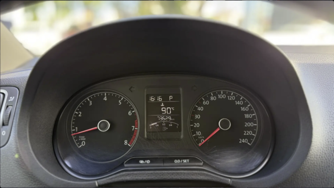 Volkswagen Polo V Рестайлинг с пробегом 2016 года, цена 1 440 000 рублей, 73624 км, седан, Автокод Объявления