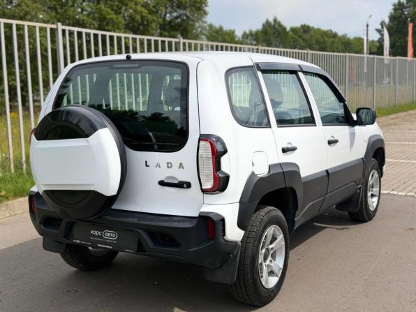Lada (ВАЗ) Niva Travel I с пробегом 2024 года, цена 997 500 рублей, 37223 км, внедорожник, Автокод Объявления