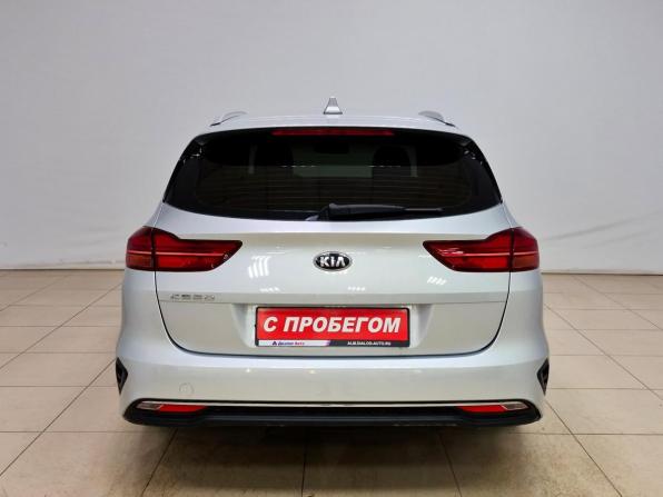 Kia Ceed III с пробегом 2021 года, цена 1 730 000 рублей, 61049 км, универсал, Автокод Объявления