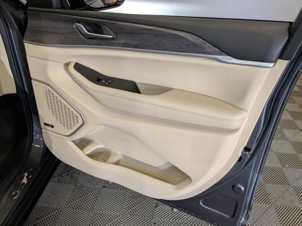 Jeep Grand Cherokee V (WL) с пробегом 2023 года, цена 6 500 000 рублей, 59587 км, внедорожник, Автокод Объявления