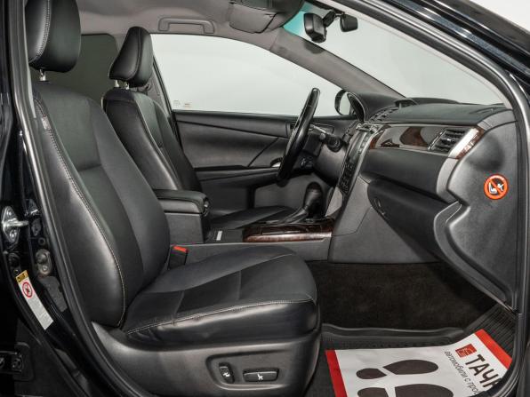 Toyota Camry VII (XV50) Рестайлинг с пробегом 2016 года, цена 2 370 300 рублей, 99706 км, седан, Автокод Объявления