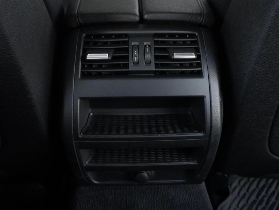 BMW 5 серии VI (F10/F11/F07) Калининград  - изображение 26