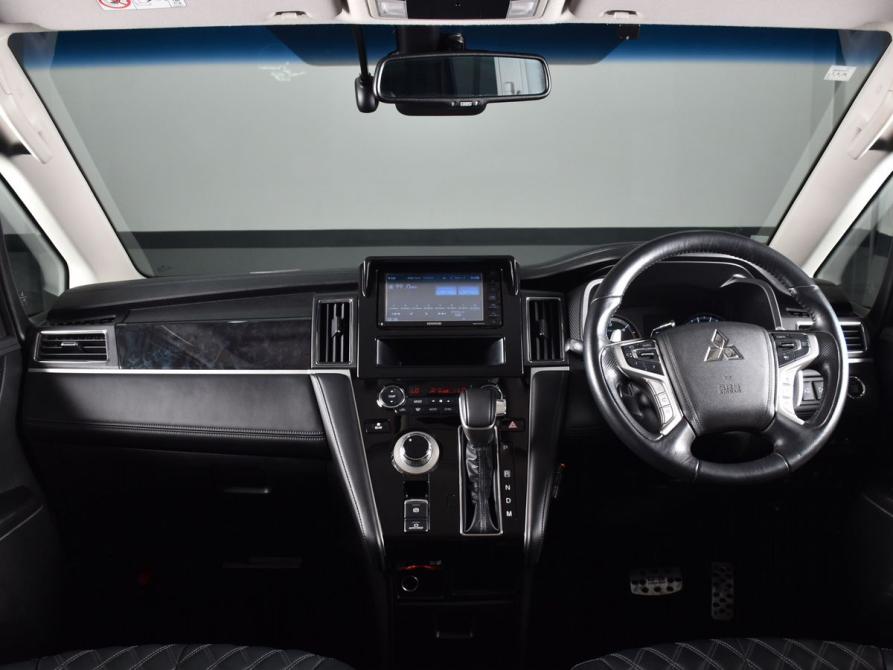 Mitsubishi Delica D:5 I Рестайлинг Кемерово  - изображение 9
