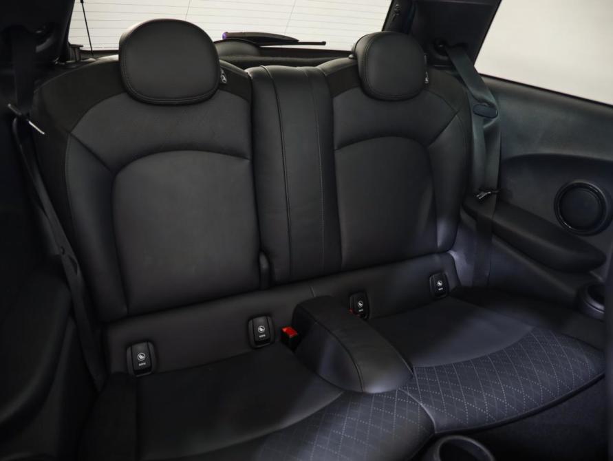 Mini Hatch III (F55/F56) Рестайлинг 2 Санкт-Петербург  - изображение 26