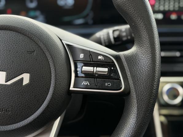 Kia Seltos I Рестайлинг с пробегом 2024 года, цена 2 150 000 рублей, 29306 км, внедорожник, Автокод Объявления