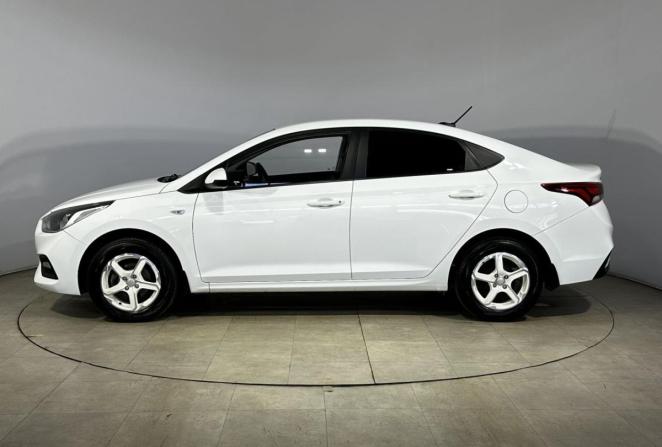 Hyundai Solaris II с пробегом 2018 года, цена 1 415 000 рублей, 91587 км, седан, Автокод Объявления