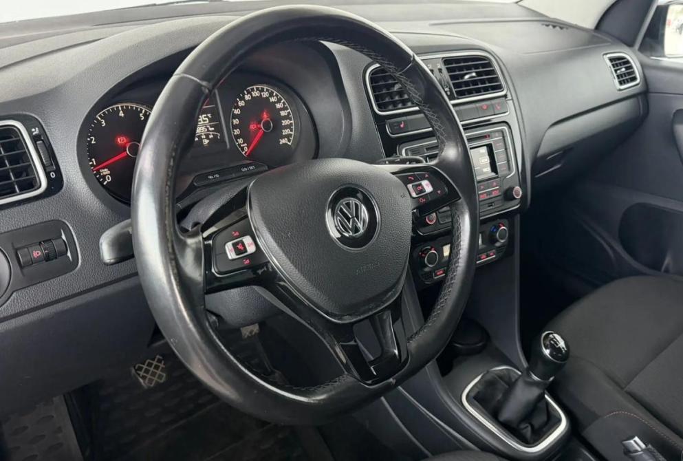 Volkswagen Polo V Рестайлинг Киров  - изображение 17