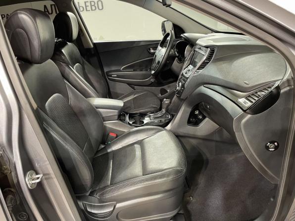 Hyundai Santa Fe III с пробегом 2013 года, цена 1 590 000 рублей, 133640 км, внедорожник, Автокод Объявления