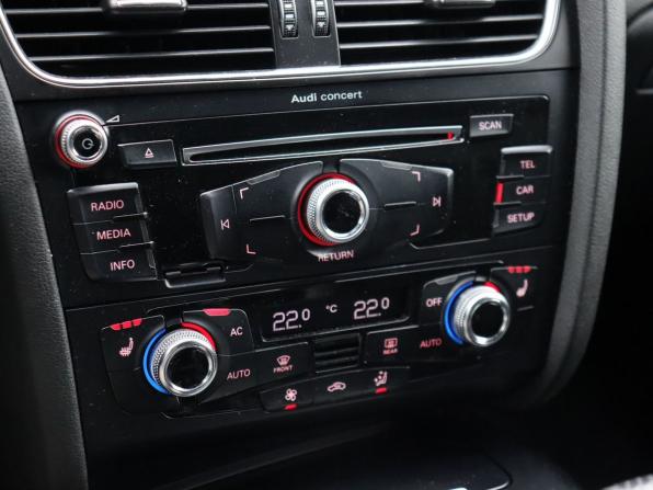 Audi A4 IV (B8) Рестайлинг с пробегом 2012 года, цена 1 500 000 рублей, 201075 км, седан, Автокод Объявления