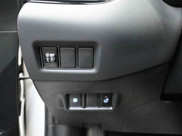 Toyota C-HR I с пробегом 2018 года, цена 2 279 900 рублей, 93547 км, внедорожник, Автокод Объявления