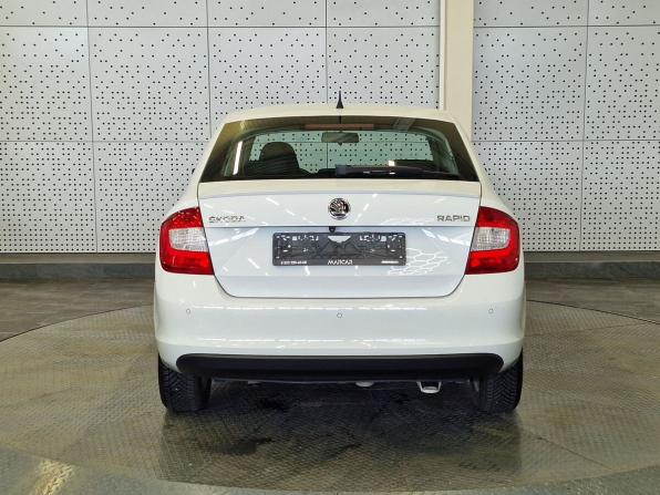 Skoda Rapid I с пробегом 2014 года, цена 600 000 рублей, 66115 км, лифтбек, Автокод Объявления