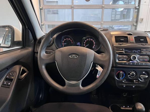 Lada (ВАЗ) Granta I Рестайлинг с пробегом 2019 года, цена 541 000 рублей, 179738 км, универсал, Автокод Объявления