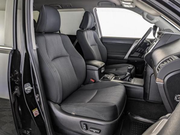 Toyota Land Cruiser Prado 150 Series Рестайлинг 2 с пробегом 2018 года, цена 4 556 500 рублей, 187476 км, внедорожник, Автокод Объявления