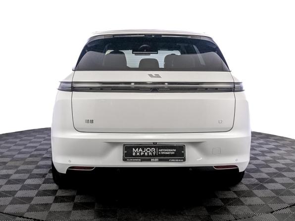 Li Auto (Lixiang) L7 I с пробегом 2023 года, цена 5 390 000 рублей, 51201 км, внедорожник, Автокод Объявления