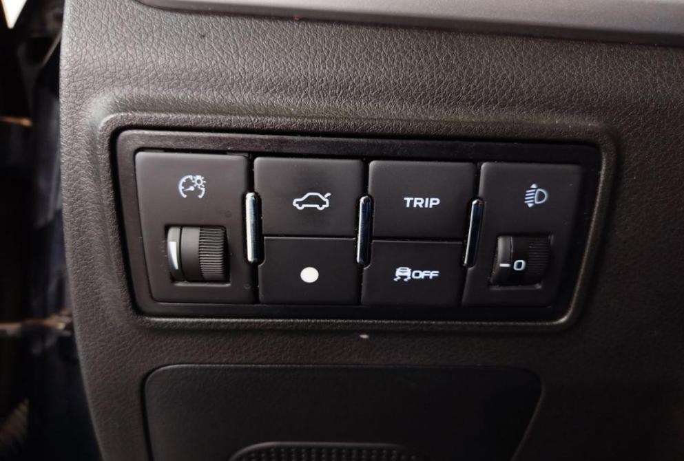 Geely Emgrand 7 I Рестайлинг Саратов  - изображение 18