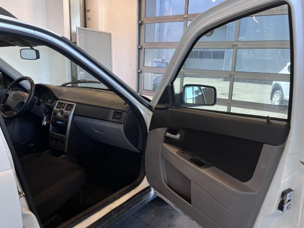Lada (ВАЗ) Priora I с пробегом 2010 года, цена 262 000 рублей, 122564 км, универсал, Автокод Объявления