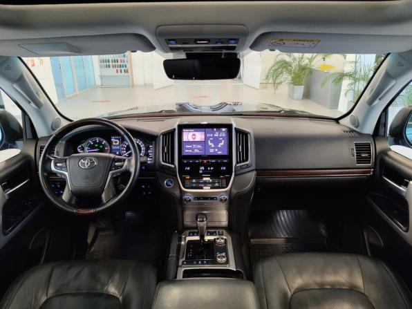 Toyota Land Cruiser 200 Series Рестайлинг 2 с пробегом 2020 года, цена 6 266 000 рублей, 236587 км, внедорожник, Автокод Объявления