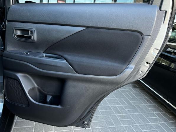 Mitsubishi Outlander III Рестайлинг 3 с пробегом 2018 года, цена 2 436 777 рублей, 60495 км, внедорожник, Автокод Объявления