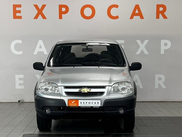 Chevrolet Niva I Рестайлинг с пробегом 2011 года, цена 475 000 рублей, 154324 км, внедорожник, Автокод Объявления