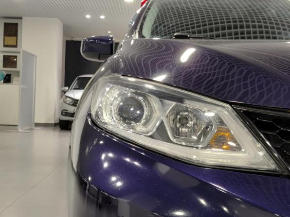 Nissan Tiida II с пробегом 2015 года, цена 1 090 000 рублей, 124112 км, хэтчбек, Автокод Объявления