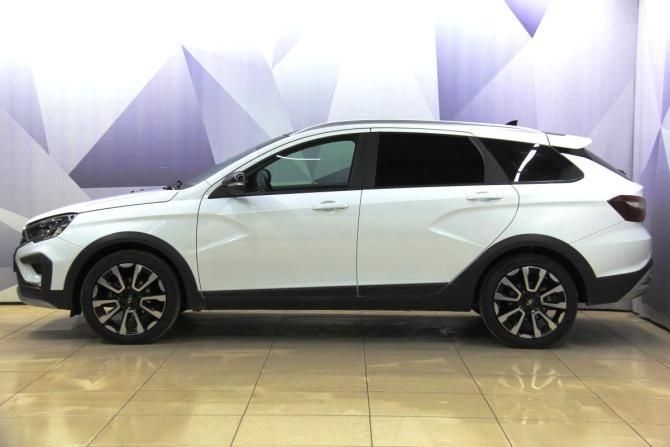 Lada (ВАЗ) Vesta I Рестайлинг (NG) с пробегом 2024 года, цена 1 462 100 рублей, 31100 км, универсал, Автокод Объявления