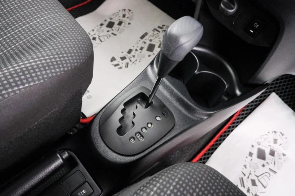 Toyota Vitz III (XP130) Рестайлинг Красноярск  - изображение 17